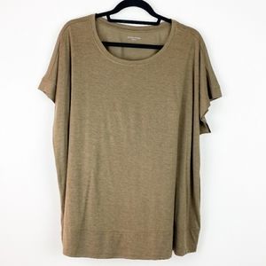 Almost new! Eileen Fisher SILK / cotton blend tee in small Olive.